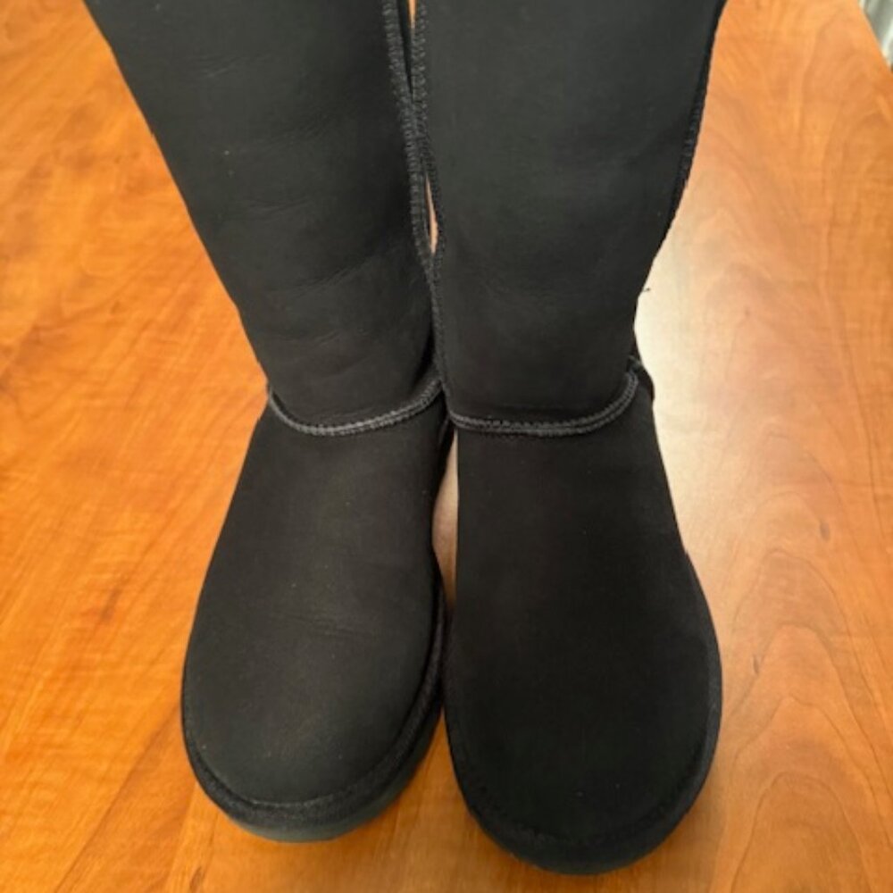 Ugg Classic Tall Black boots, size 6